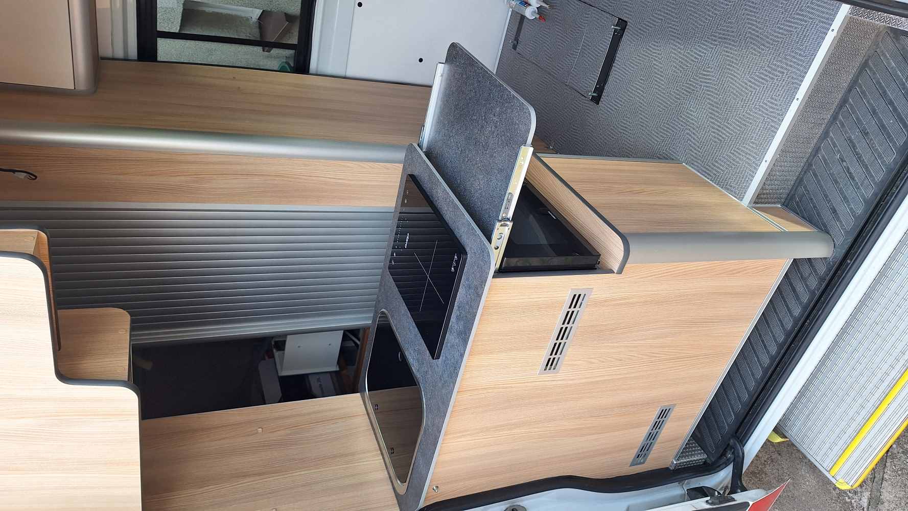 Vestavba karavanu na míru