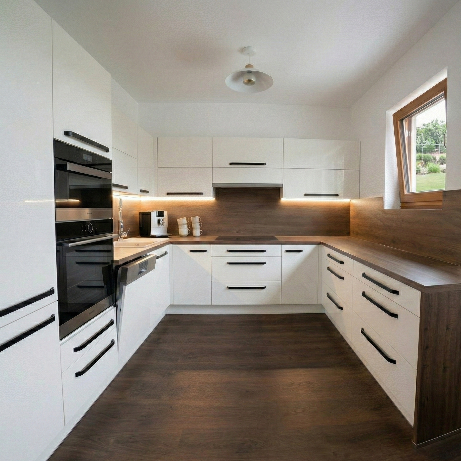 Kuchyňská linka na míru