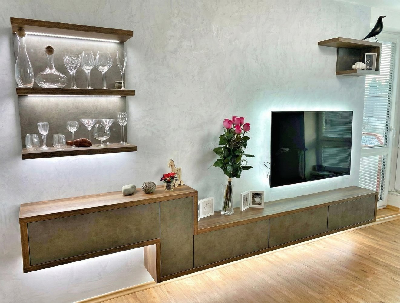 Obývací stěna na míru